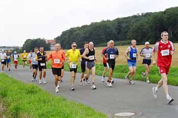 Marathon im FC Bayern Trikot beim Osnabrücker Land Marathon
