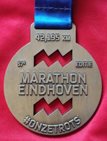 37. Eindhoven 2021 - Finisher Medaille