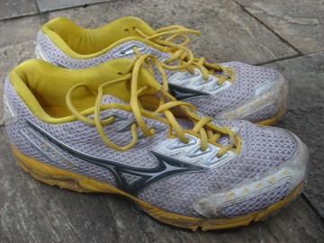 Mizuno Wave Precision 8